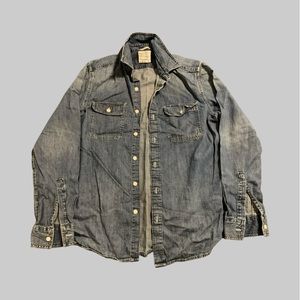 American Eagle’s Medium Denim Shirt